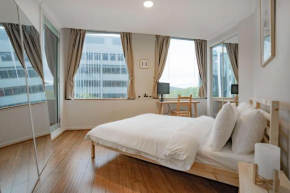 Central 2-Bed with Gym and Secure Parking